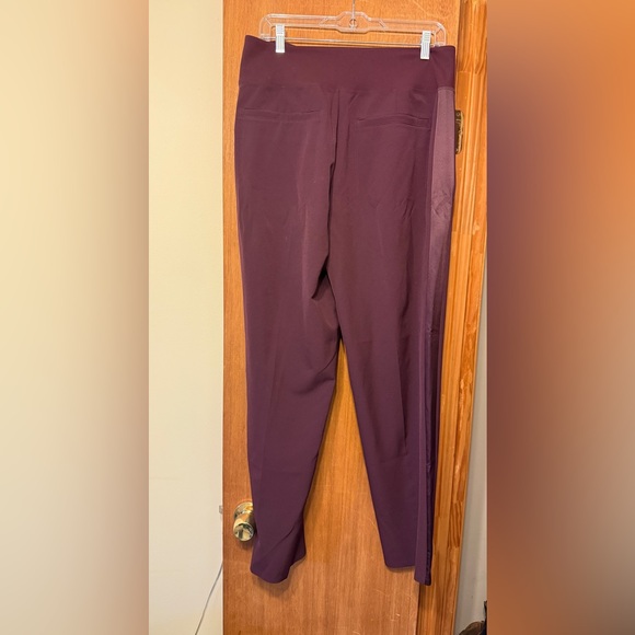 Athleta Endless High Rise Pant - Picture 2 of 5
